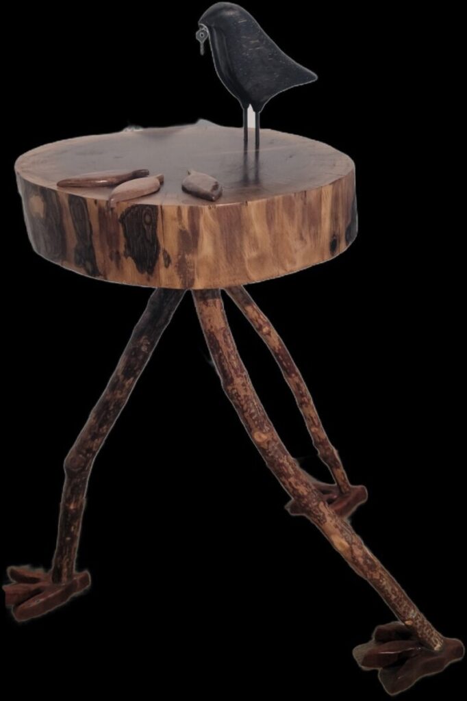 Raven Bird Table